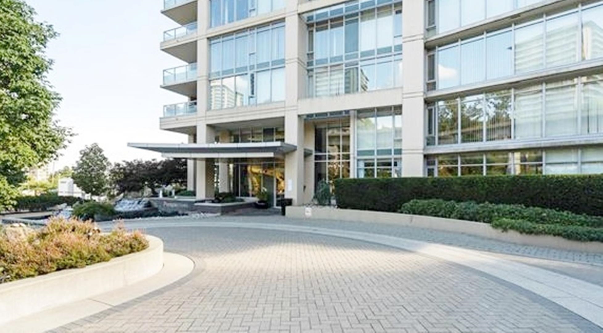 Property Photo: 2133 Douglas Road 502 BC V5C 0E9