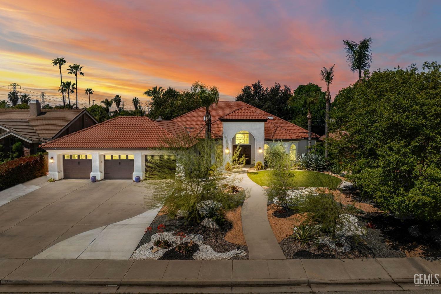 3121 Emerald Arbor Street  Bakersfield CA 93314 photo