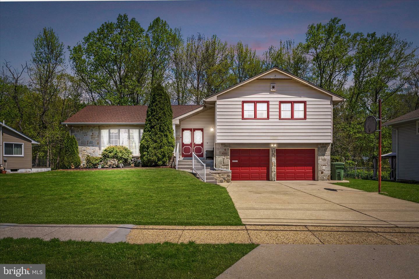 Property Photo: 108 Mansfield Boulevard S NJ 08034