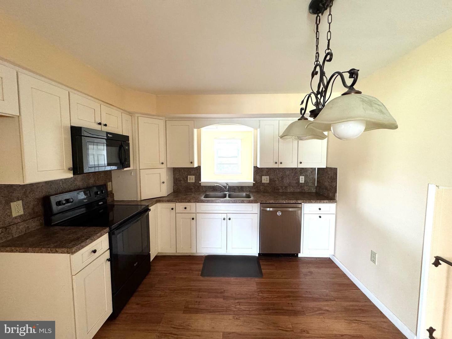 Property Photo: 3415 Poinciana Avenue PA 19605