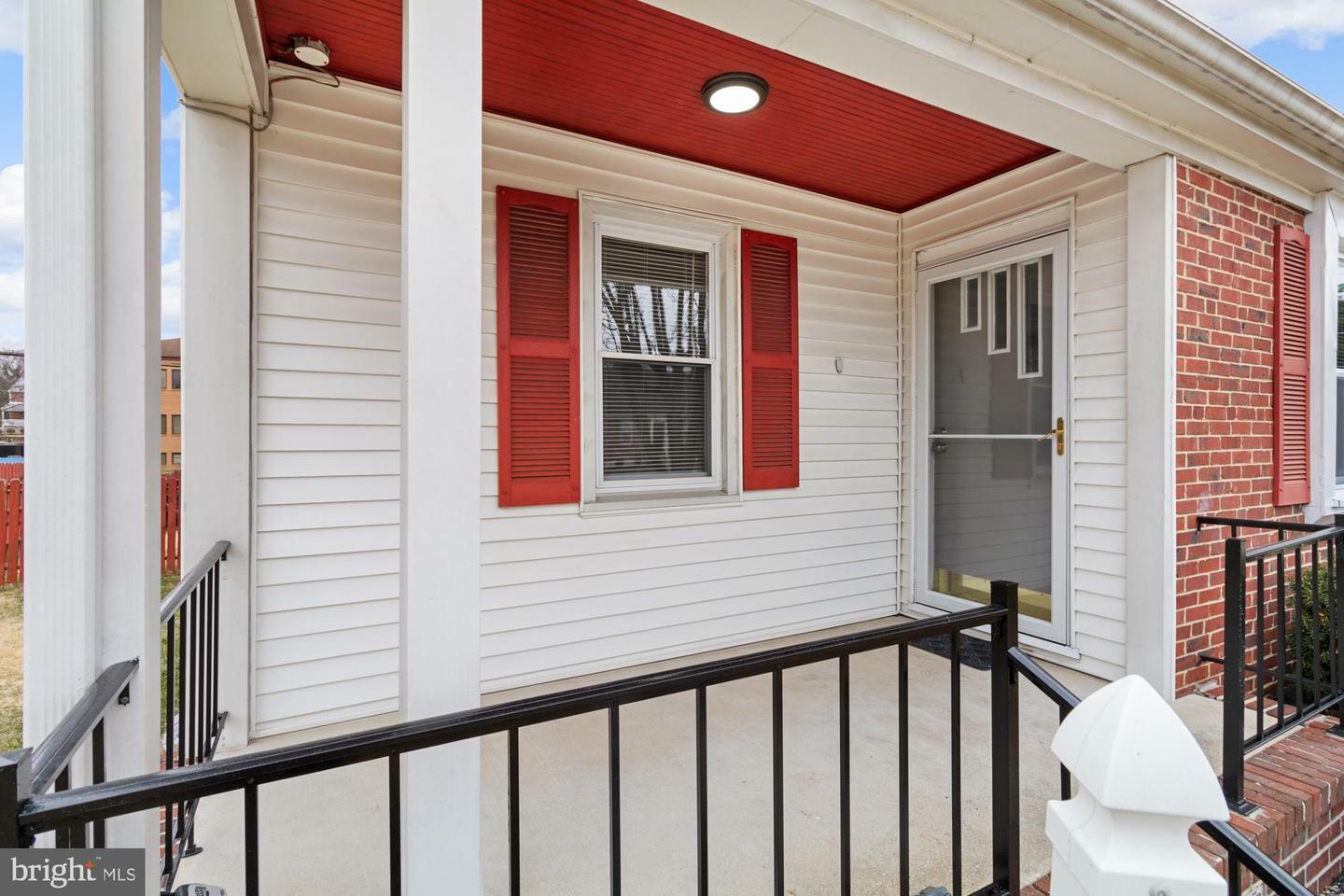 Property Photo: 4 Cavan Drive MD 21093