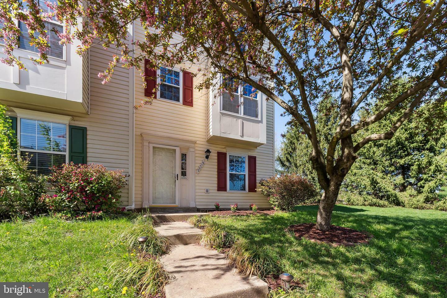Property Photo: 20719 Apollo Terrace VA 20147