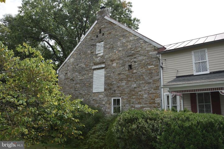 Property Photo:  2431 Cedar Creek Grade  VA 22602 