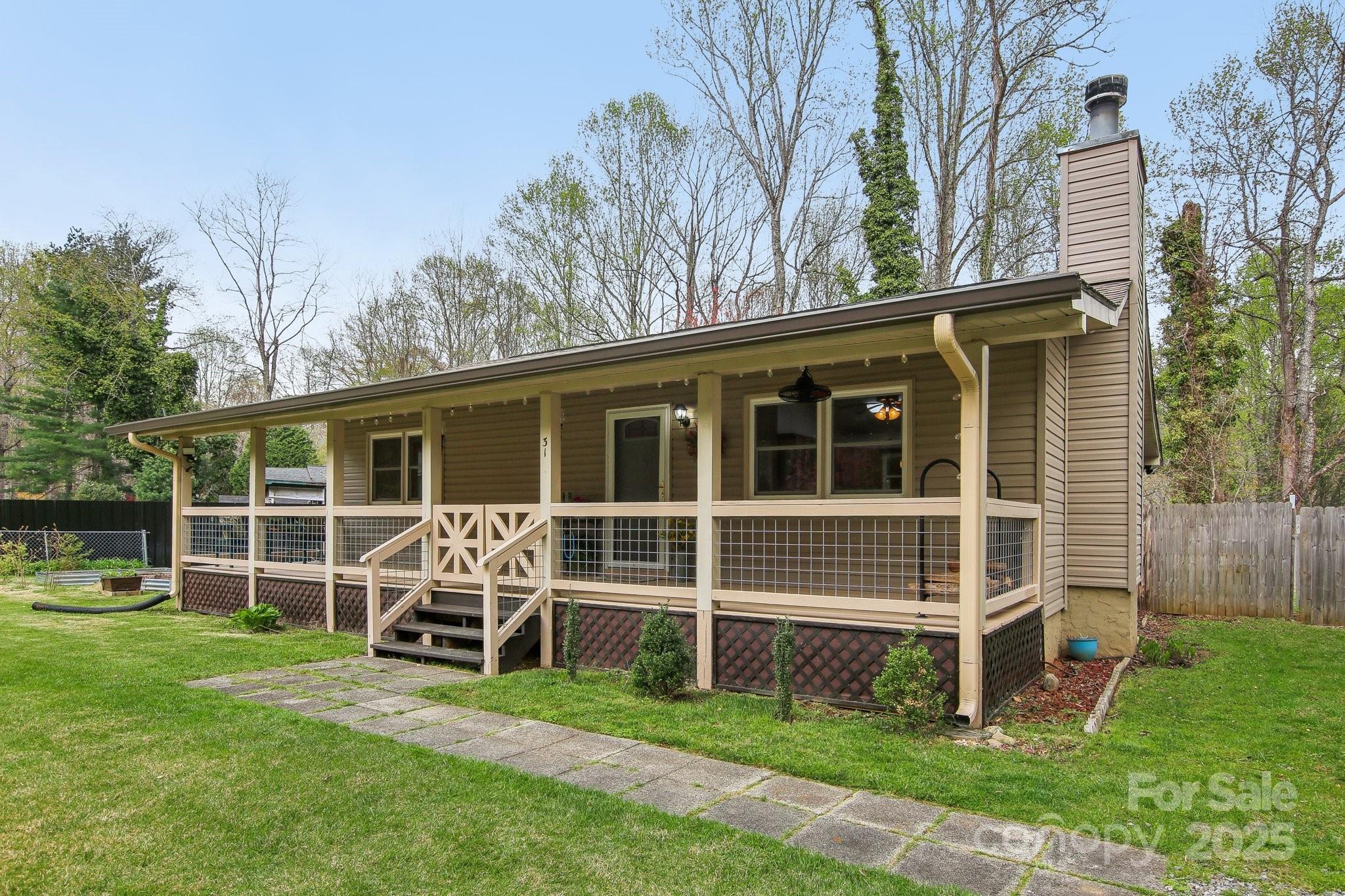 Property Photo:  31 Elizabeth Lane  NC 28751 
