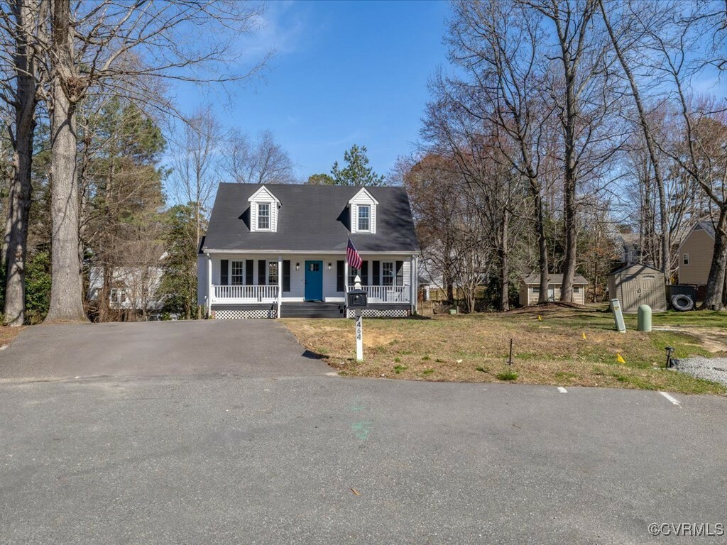 Property Photo: 7464 Dutch Lily Court VA 23111