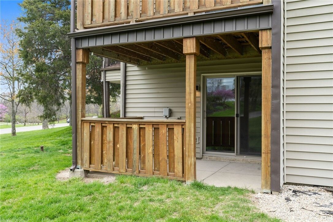 Property Photo: 6419 Kindred Square OH 45449