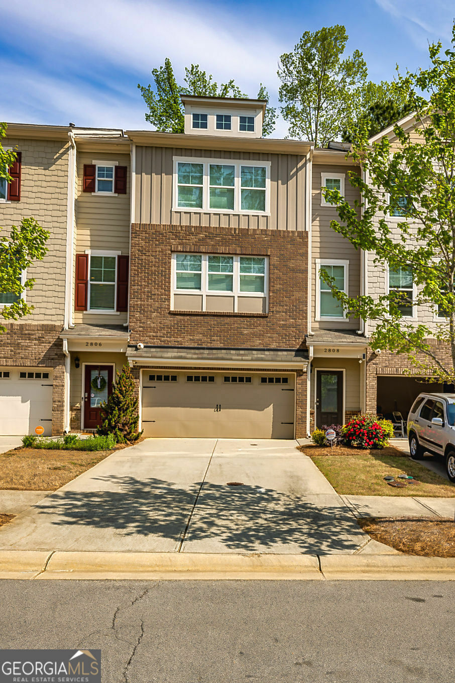 Property Photo: 2808 White Oak Lane GA 30032