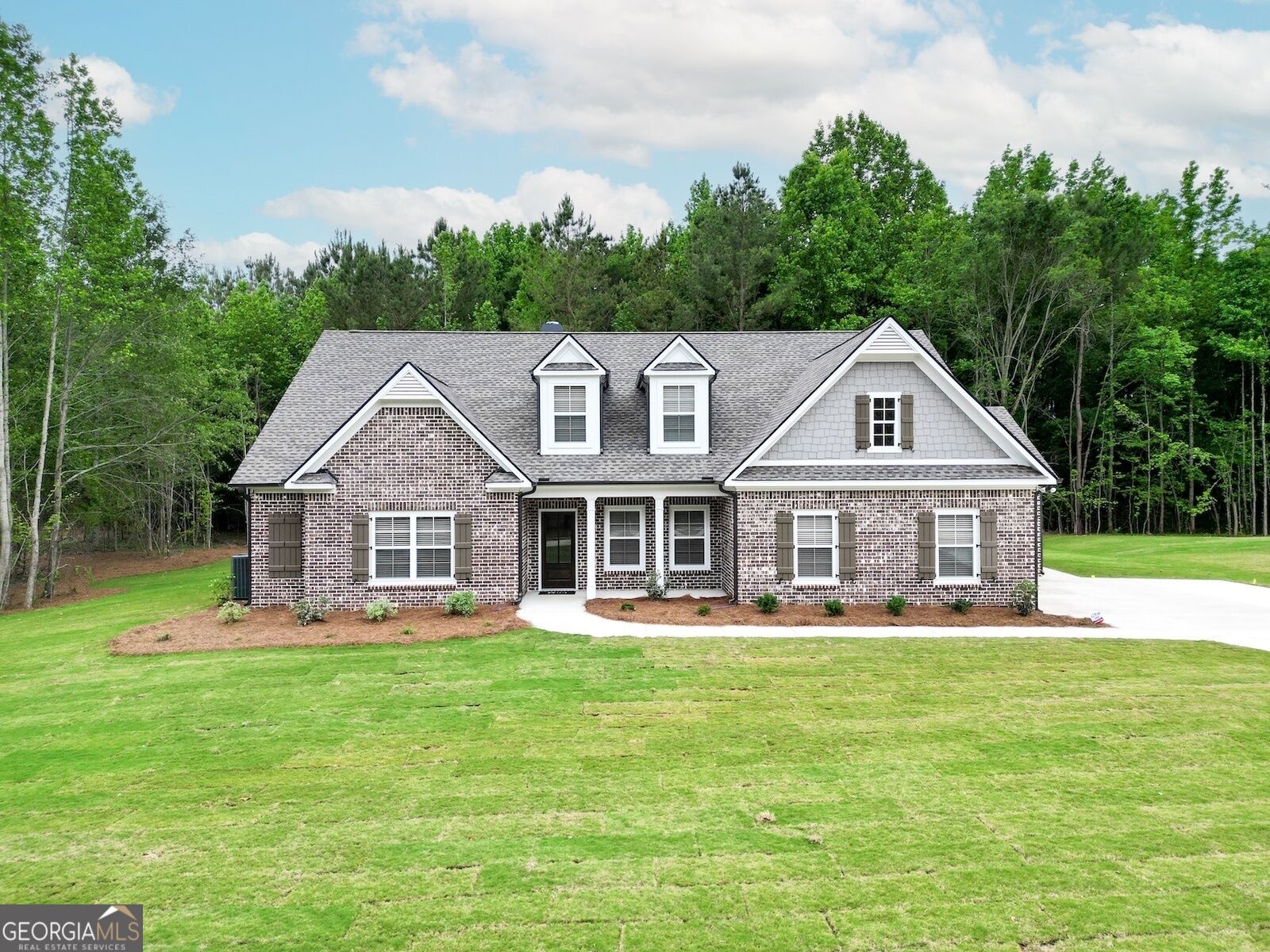 Property Photo:  2113 Ella Springs Drive  GA 30014 