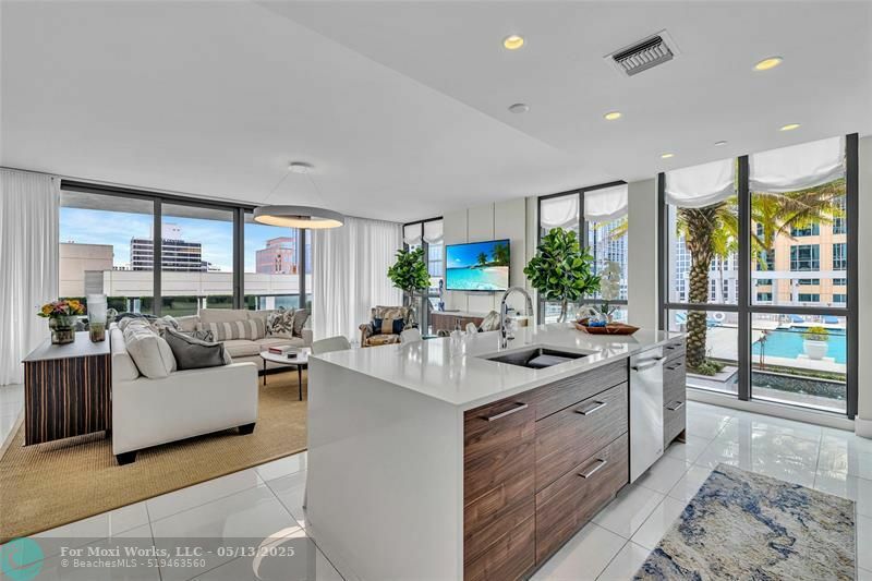 Property Photo: 100 E Las Olas Blvd 1701 FL 33301