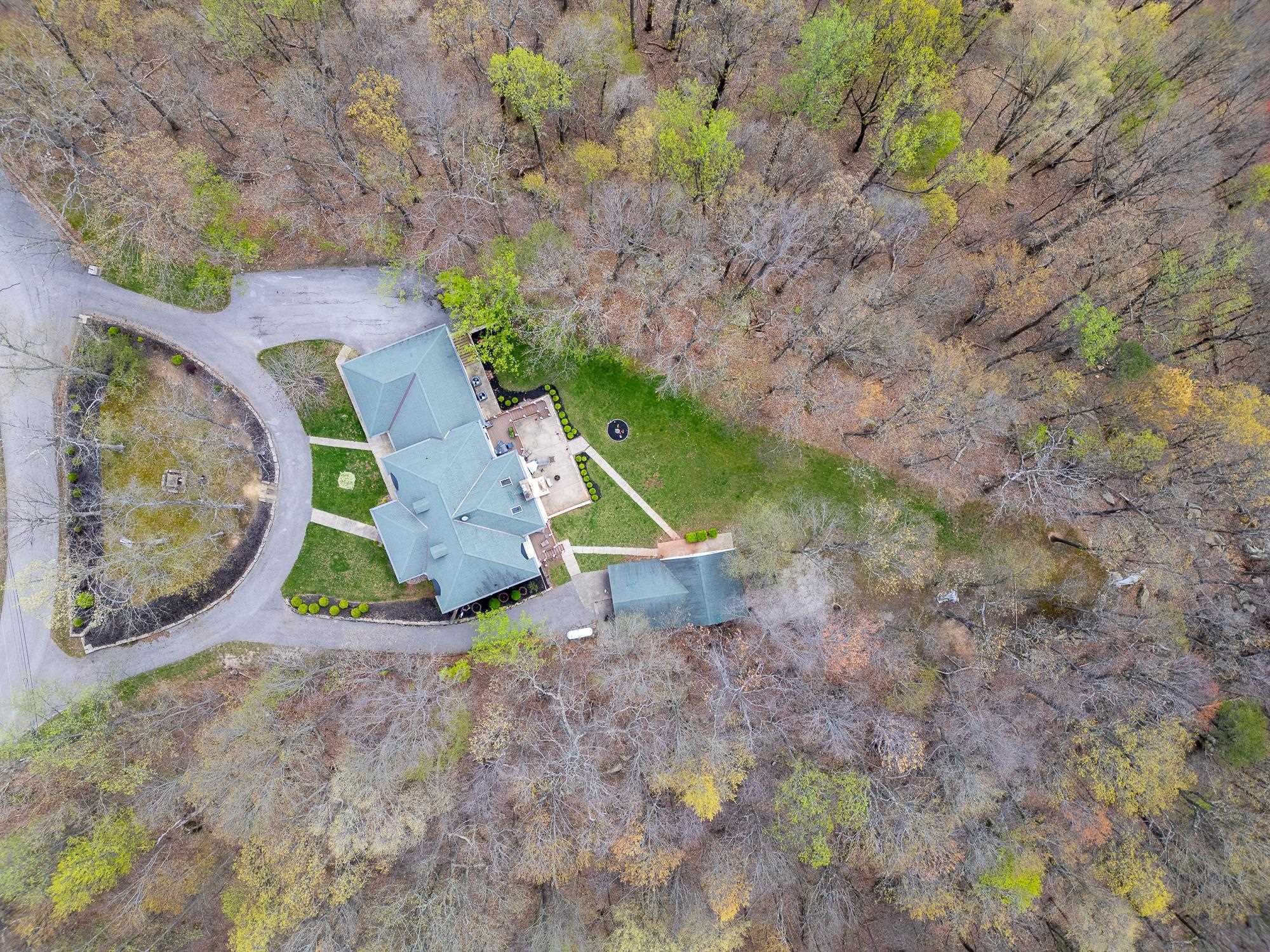 Property Photo: 83 Lakeview Drive WV 25143