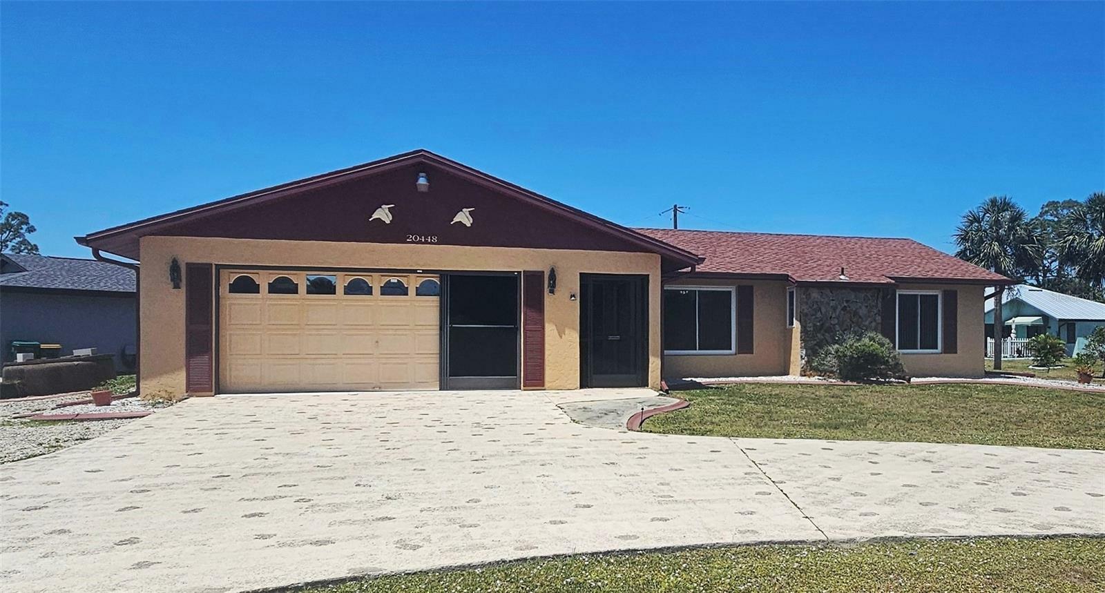 Property Photo: 20448 Quesada Avenue FL 33952