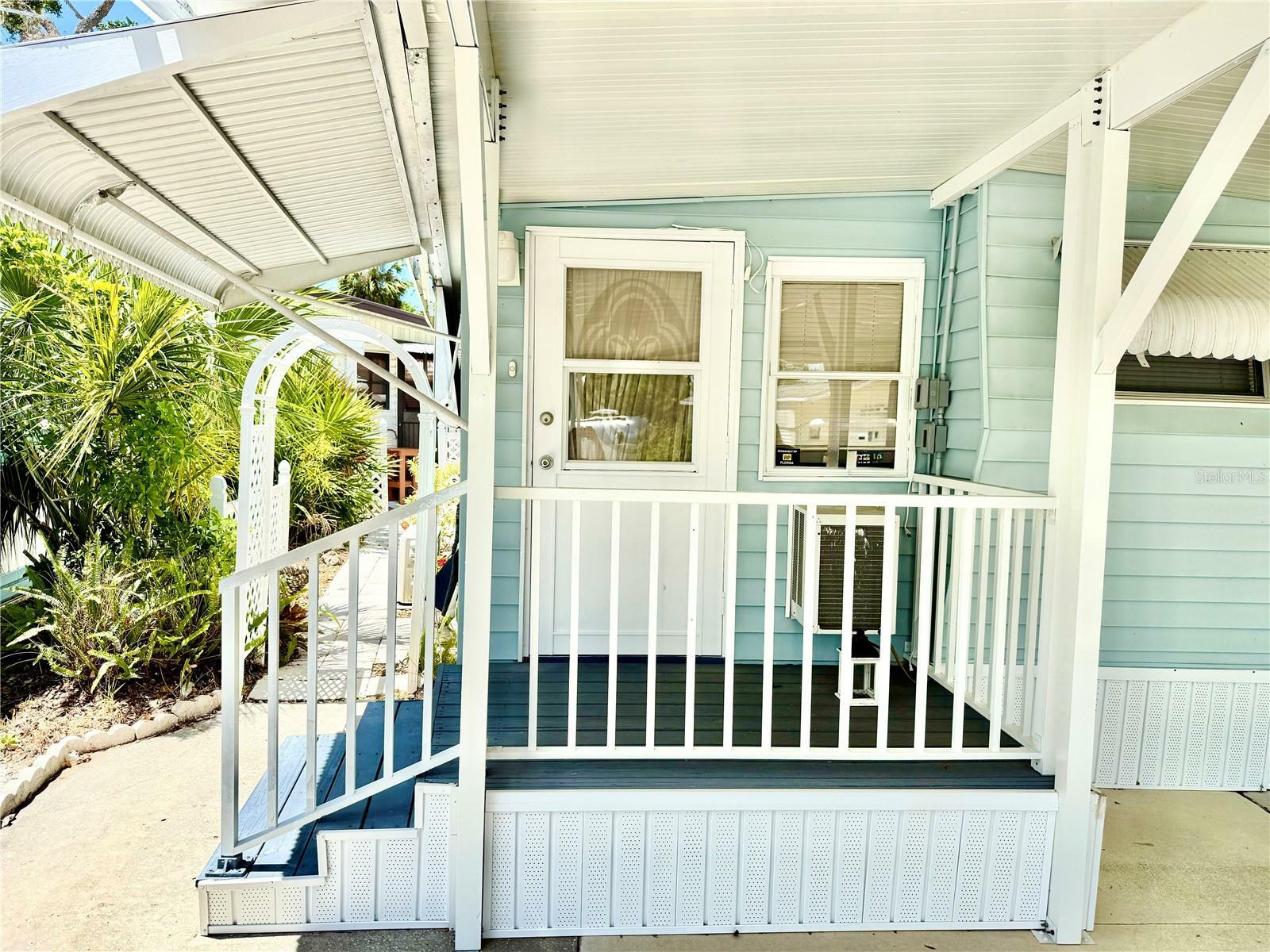 Property Photo: 3300 26th Avenue E 217 FL 34208