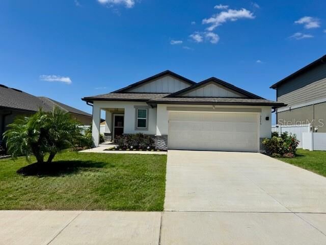 Property Photo:  2075 Huntsman Ridge Road  FL 34715 