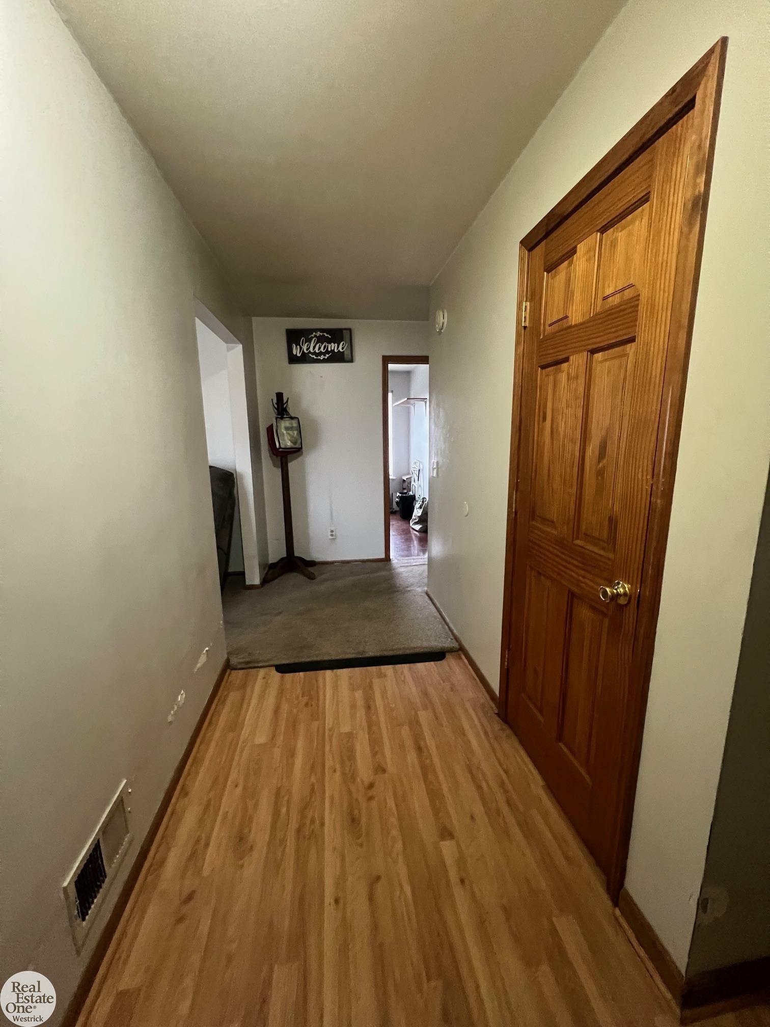 Property Photo: 2205 Thornhill Street MI 48060
