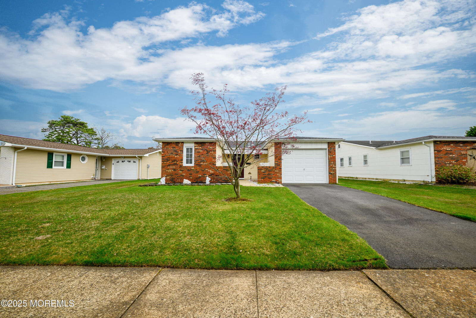 Property Photo:  27 Blake Circle  NJ 08724 