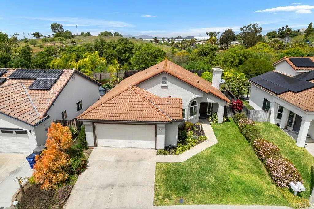 2075 Paseo De Anza  Vista CA 92084 photo