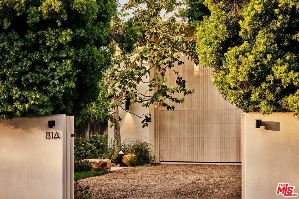 Property Photo: 23515 Malibu Colony Road CA 90265
