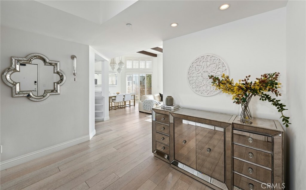 Property Photo: 320 S Williaman S Ph2 CA 90048