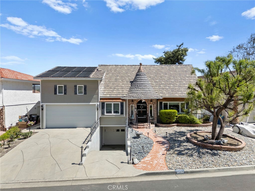 Property Photo: 30594 Longhorn Drive CA 92587