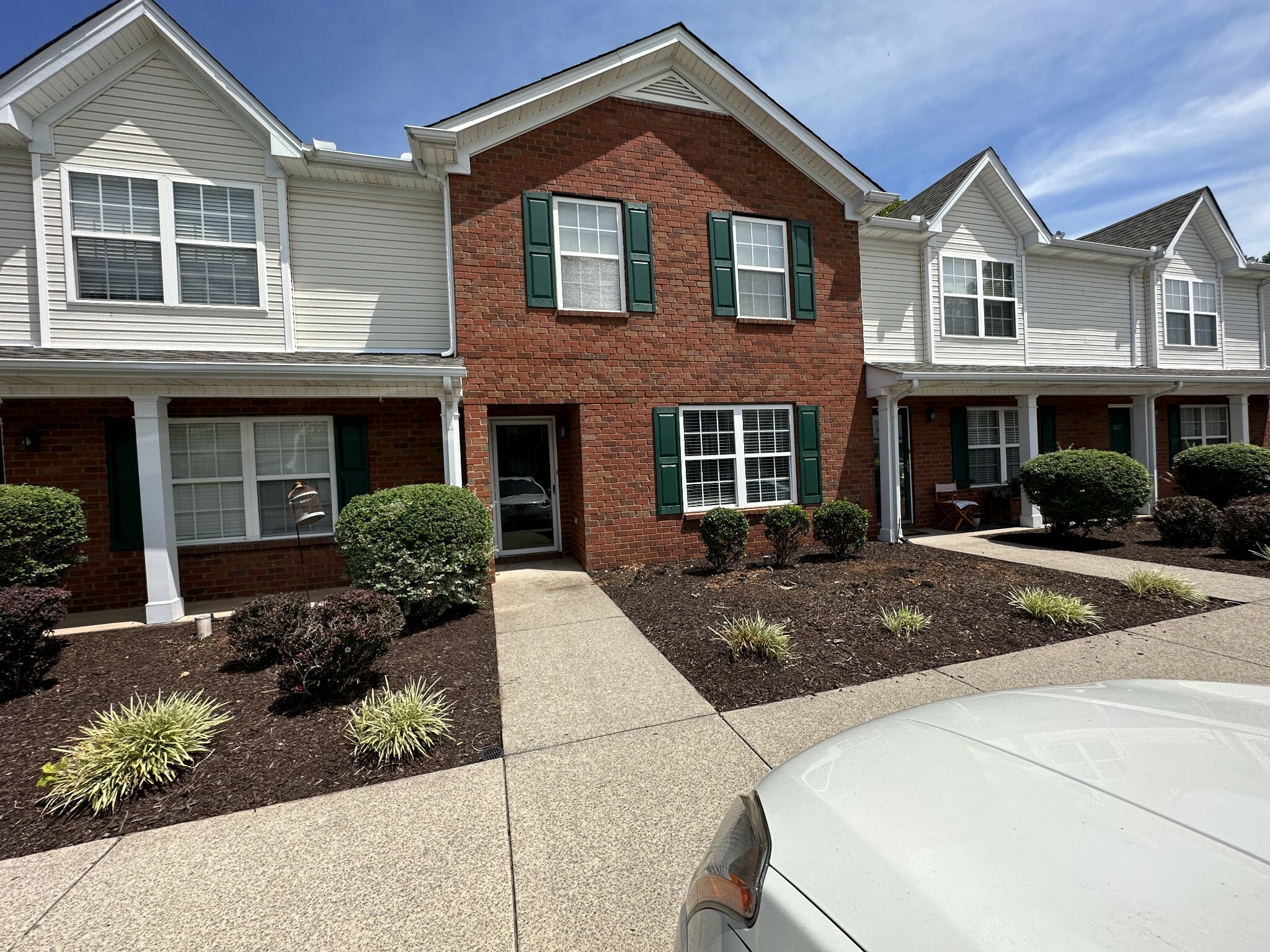 Property Photo: 3023 London View Dr TN 37128
