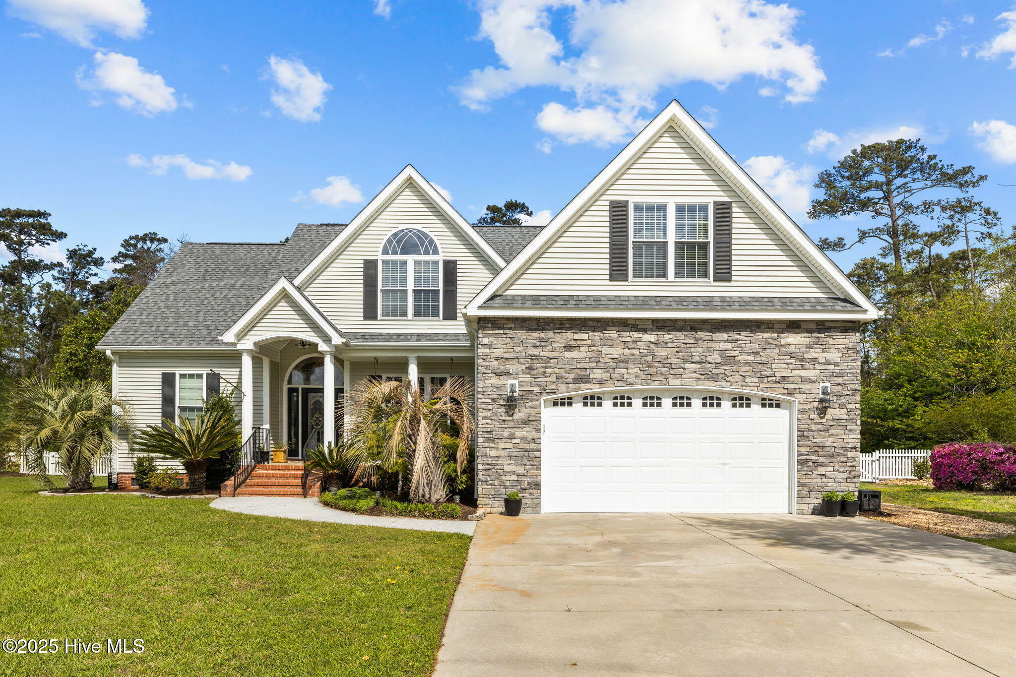 Property Photo: 1921 Kingfisher Drive NC 28557