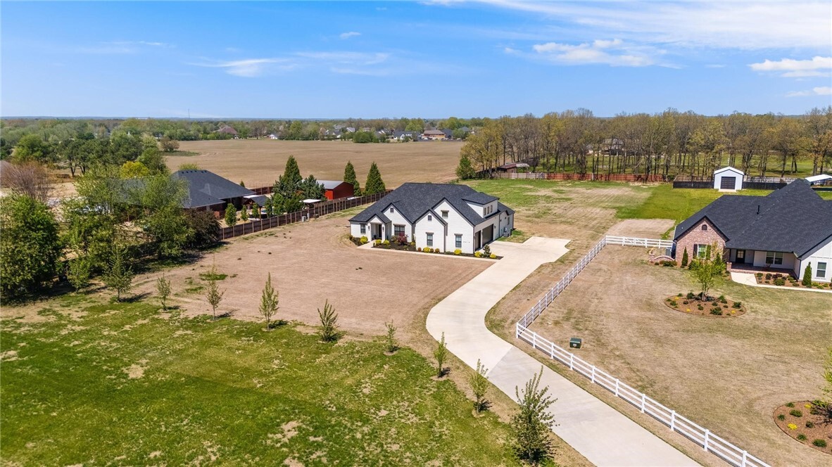 Property Photo: 5919 Sant Antonio AR 72762