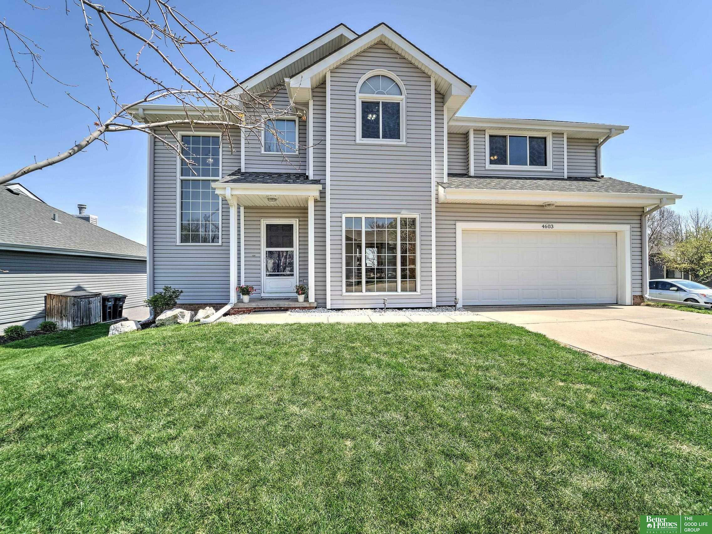 Property Photo:  4603 N 126th Avenue  NE 68164 