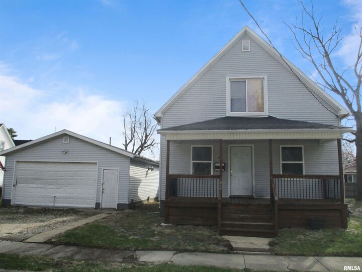 81 N 9th Avenue  Canton IL 61520 photo