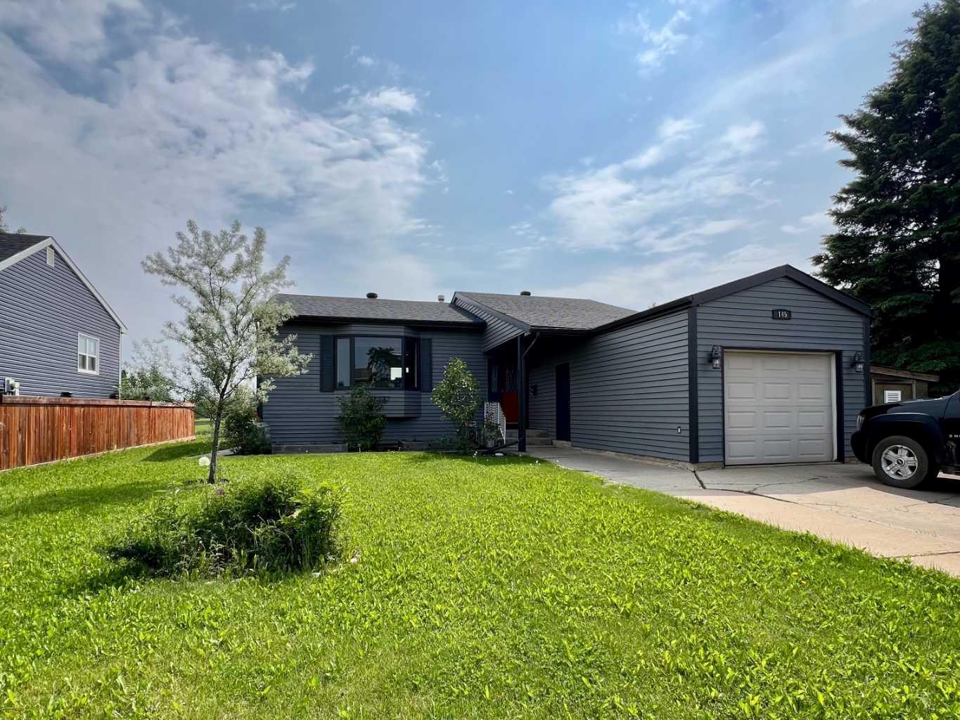 Property Photo: 145 Brooks Place AB T9K 2E9