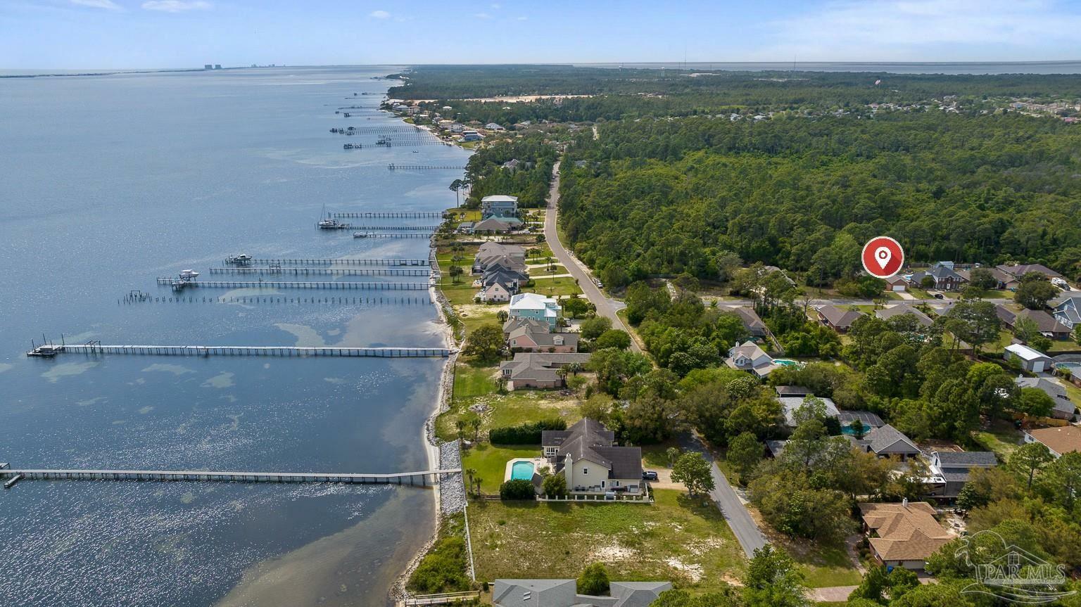 Property Photo: 1733 Davids Dr FL 32566