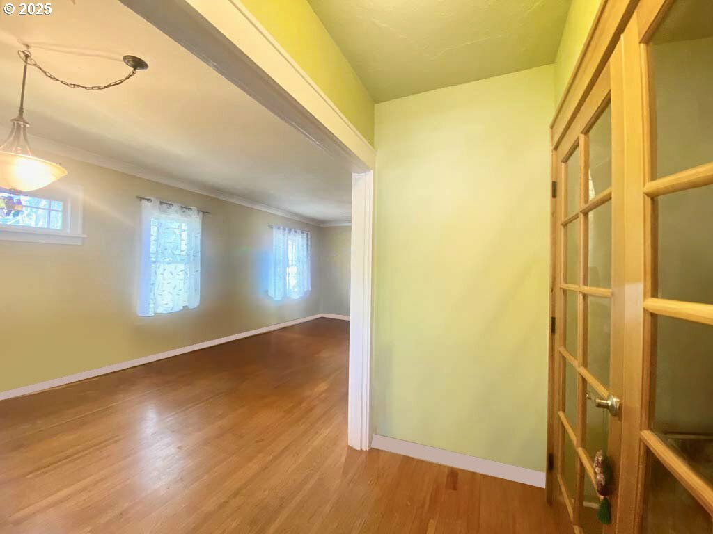 Property Photo: 5826 SE 103rd Ave OR 97266