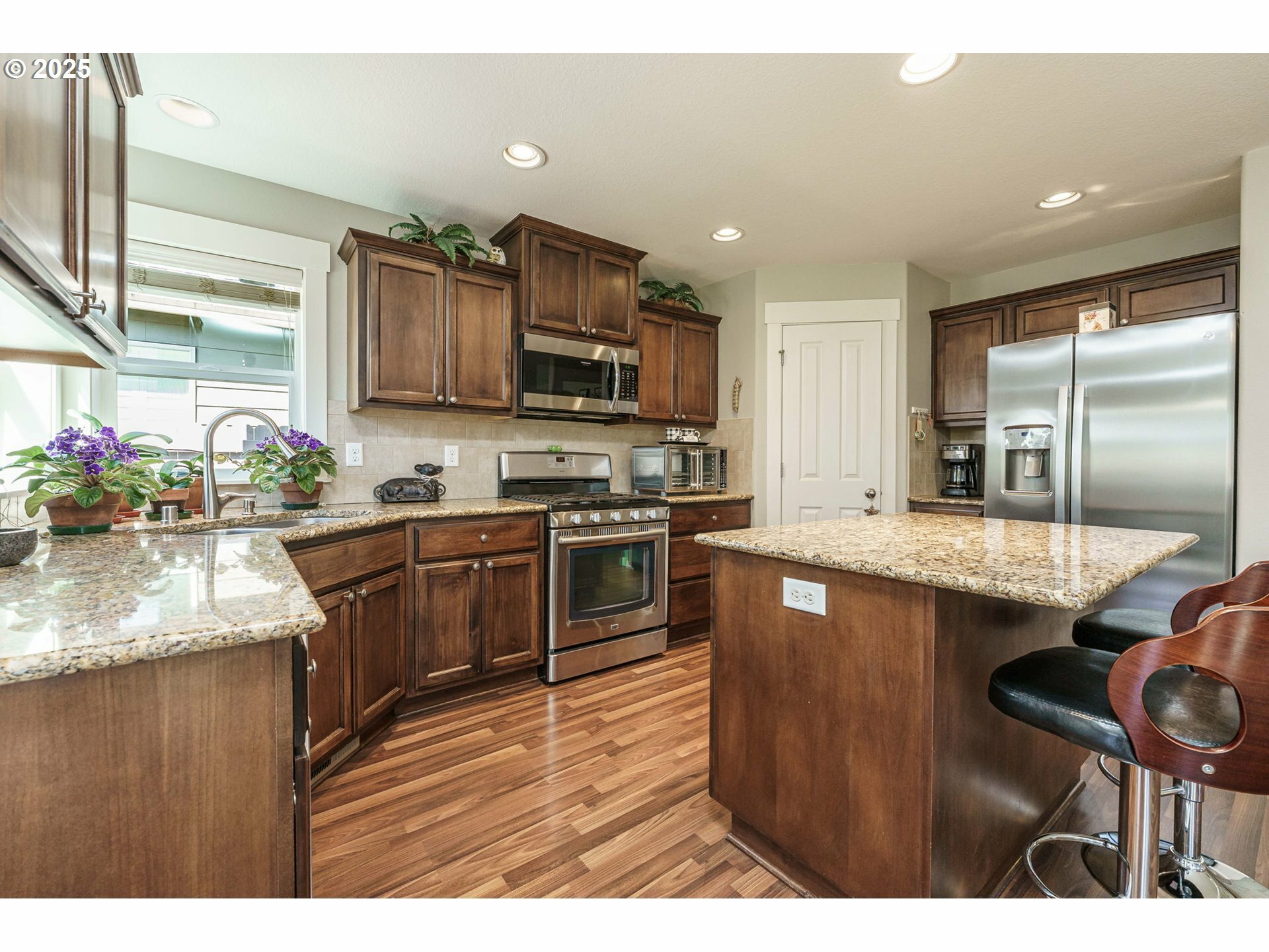 Property Photo: 10200 NE 144th Ave WA 98682
