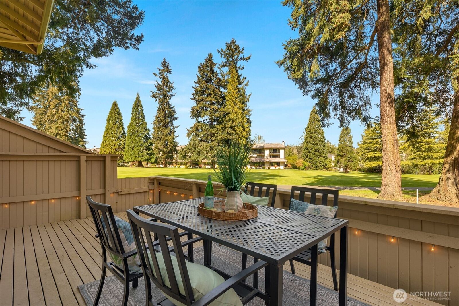 Property Photo: 6502 NE 171st Place WA 98028