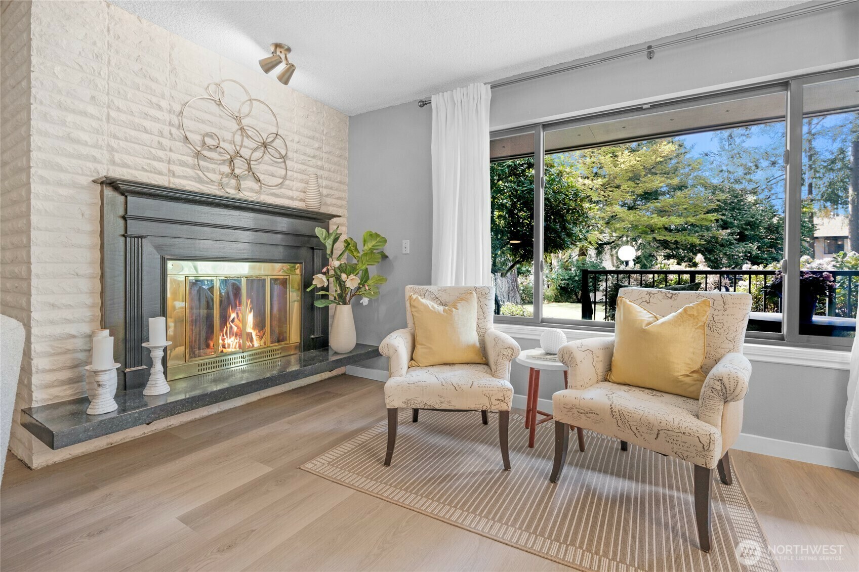 Property Photo: 13543 Linden Avenue N B-106 WA 98133