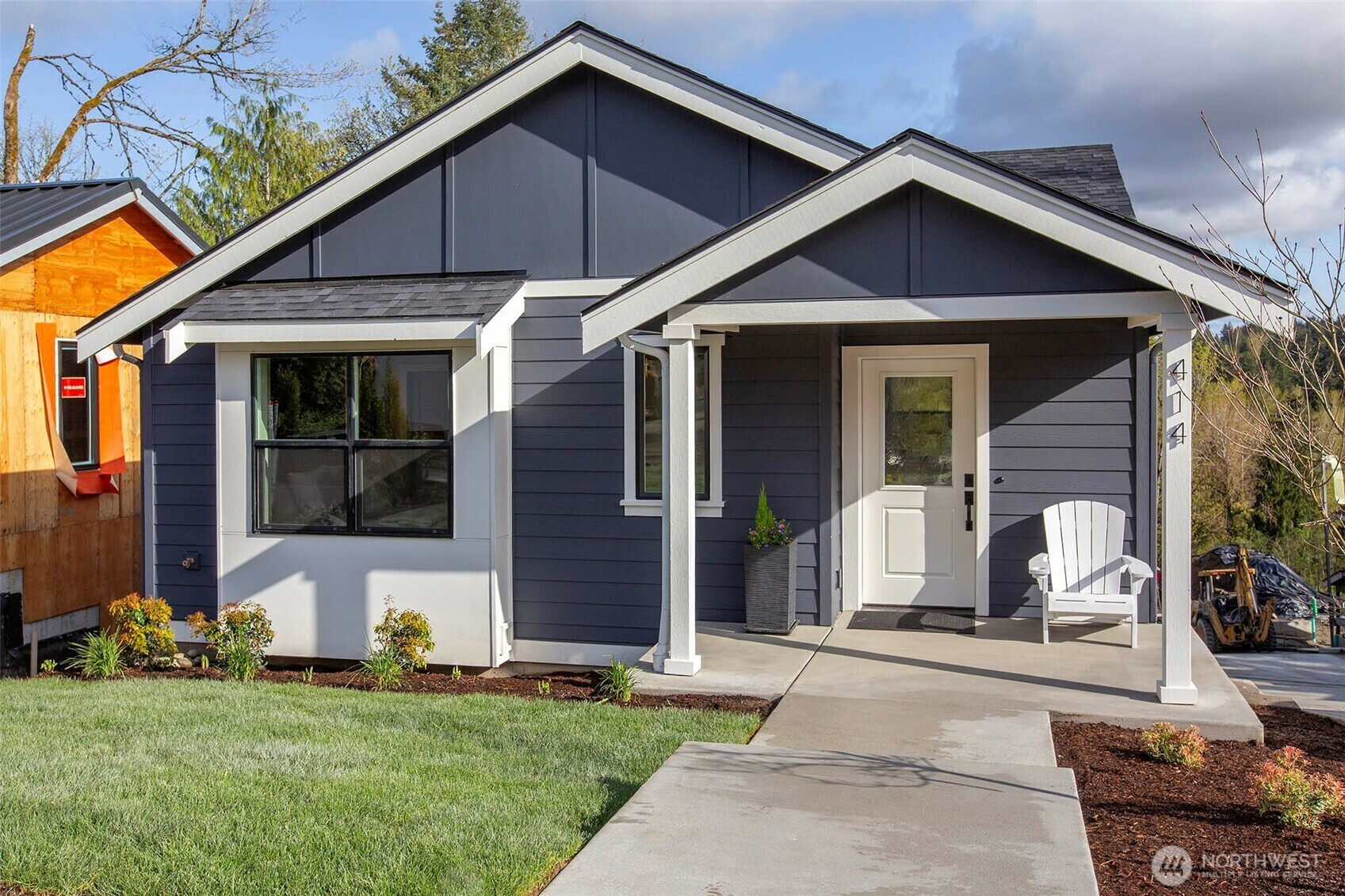 Property Photo: 432 20th Ave WA 98033
