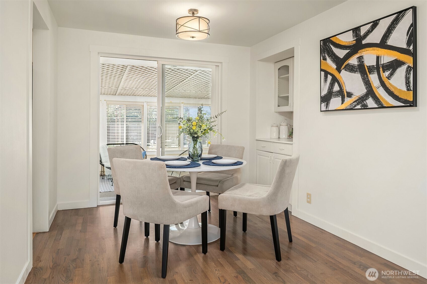 Property Photo:  813  Kirkland Avenue NE  WA 98056 