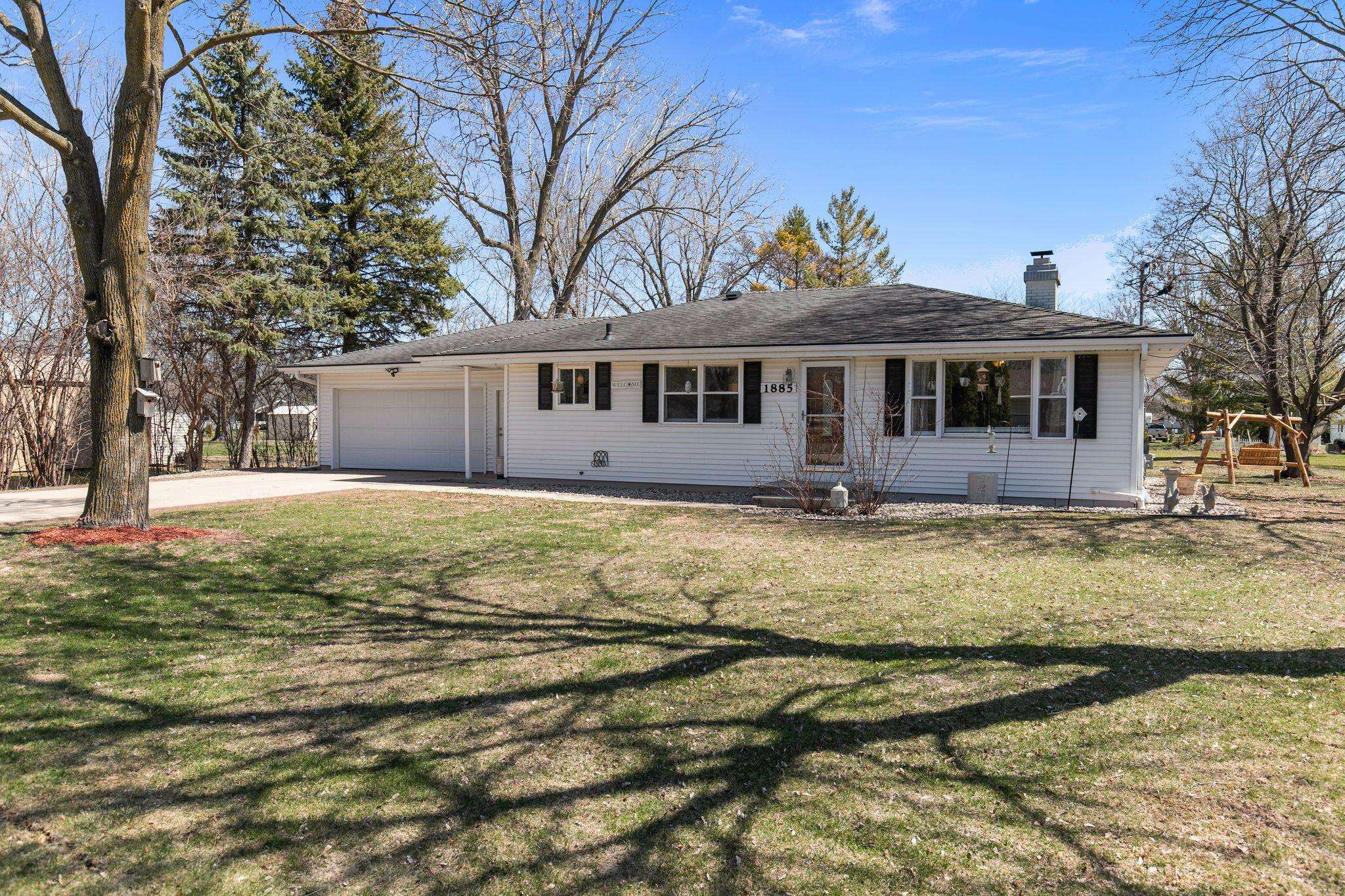 1885 Cold Spring Road  Neenah WI 54956 photo