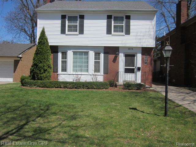 Property Photo: 1878 Prestwick Road MI 48236