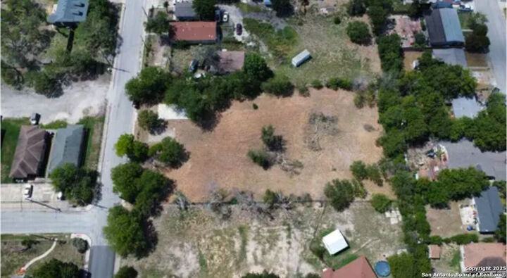 Property Photo: 249 34th TX 78237