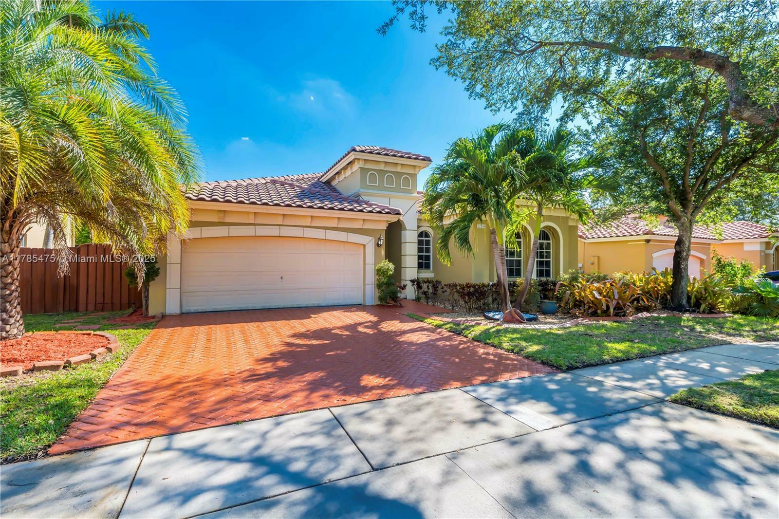 Property Photo: 12744 SW 51st Ct FL 33027