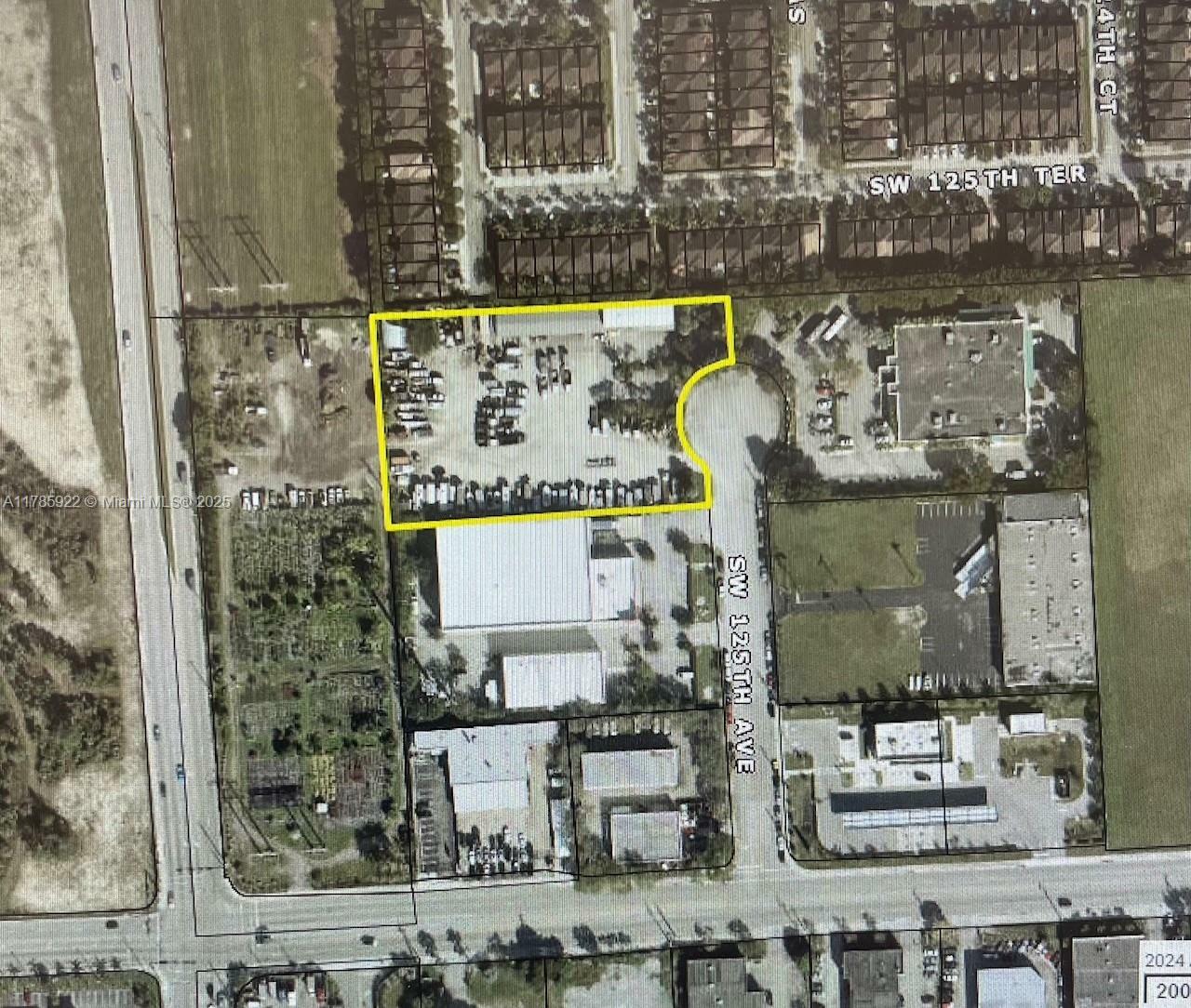 12600 SW 125th Ave  Miami FL 33186 photo