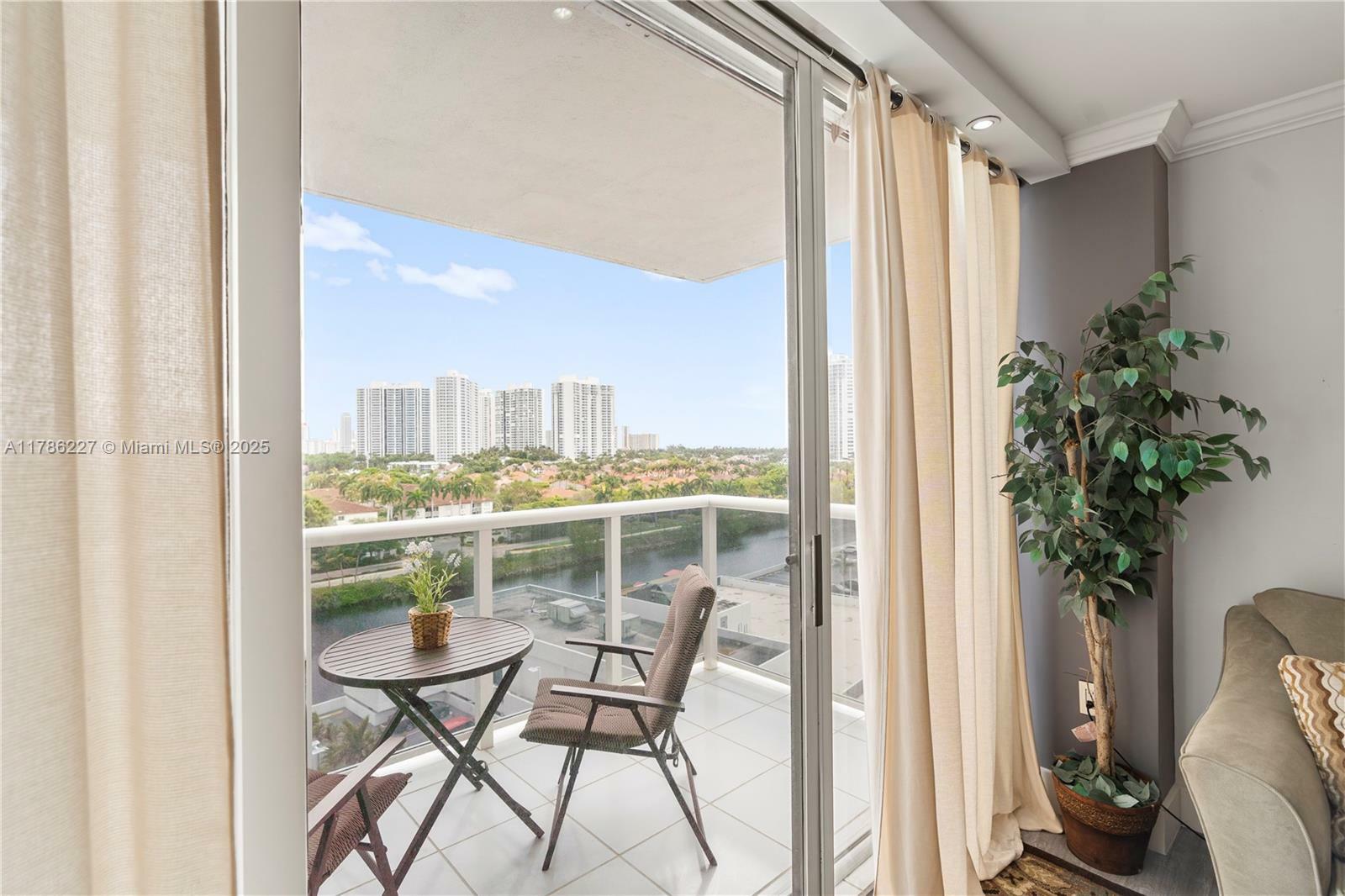 Property Photo: 3625 N Country Club Dr 902 FL 33180