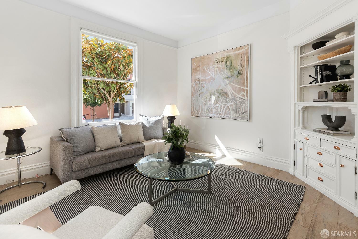 Property Photo: 1298 Treat Avenue CA 94110