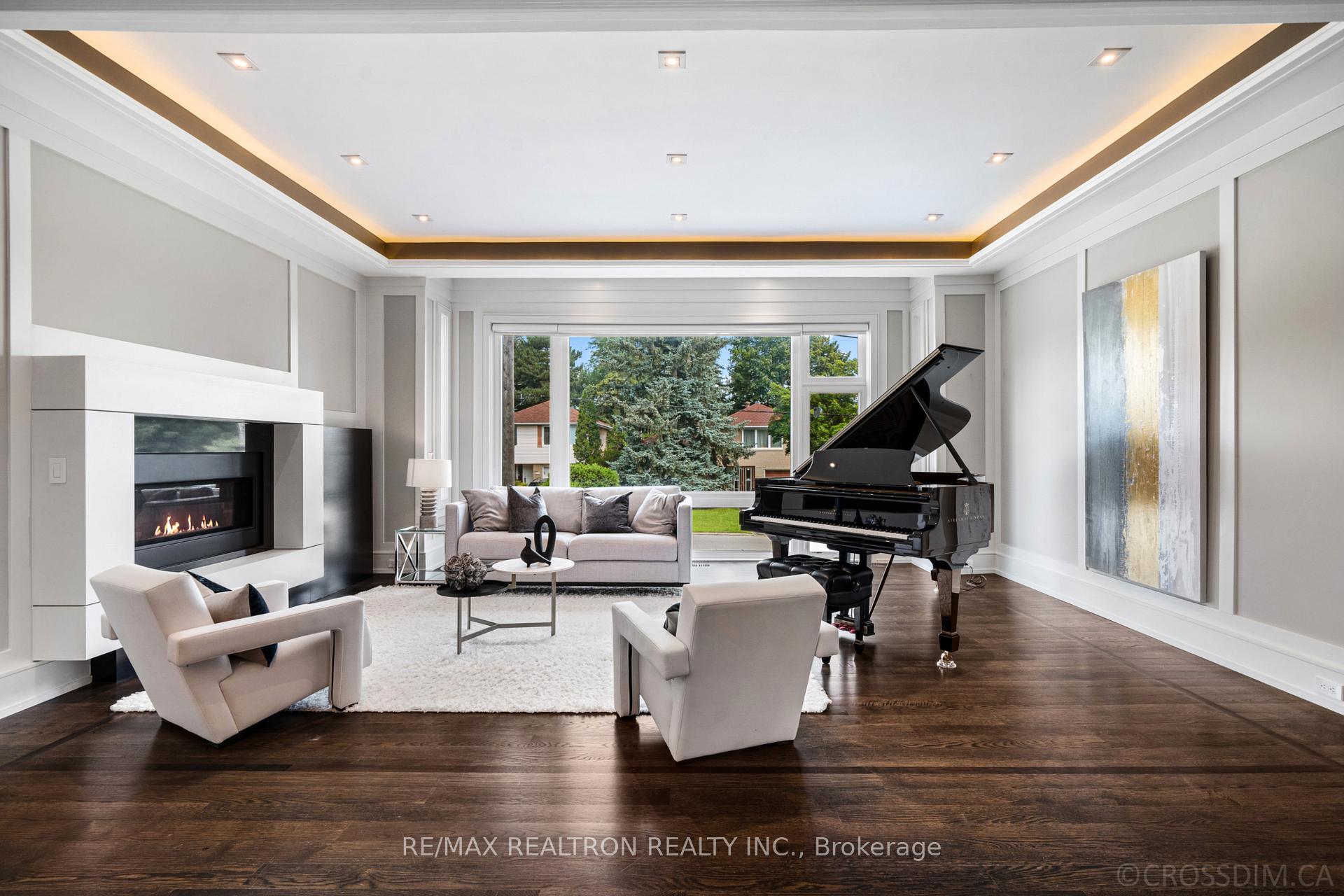 Property Photo: 225 Northwood Drive ON M2M 2K5