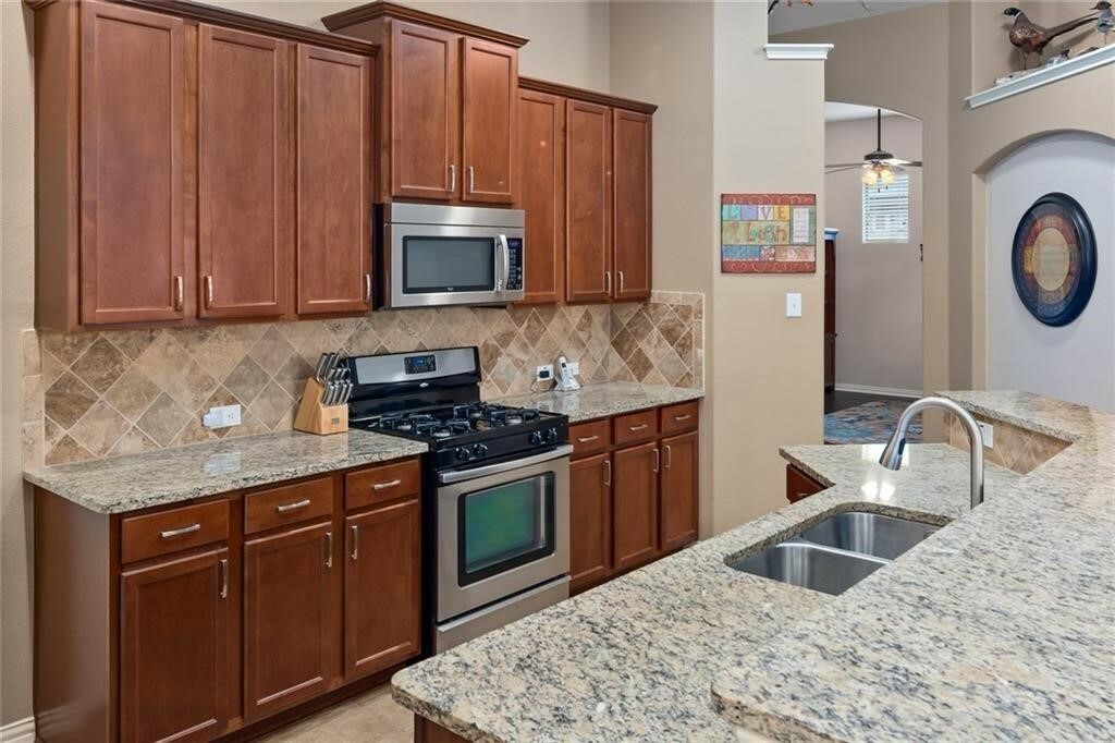 Property Photo: 2612 Santa Barbara Loop TX 78665
