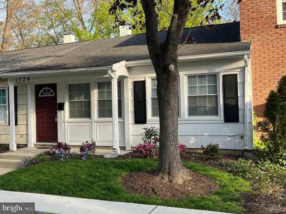 Property Photo: 1724 Whitfield Court MD 21114