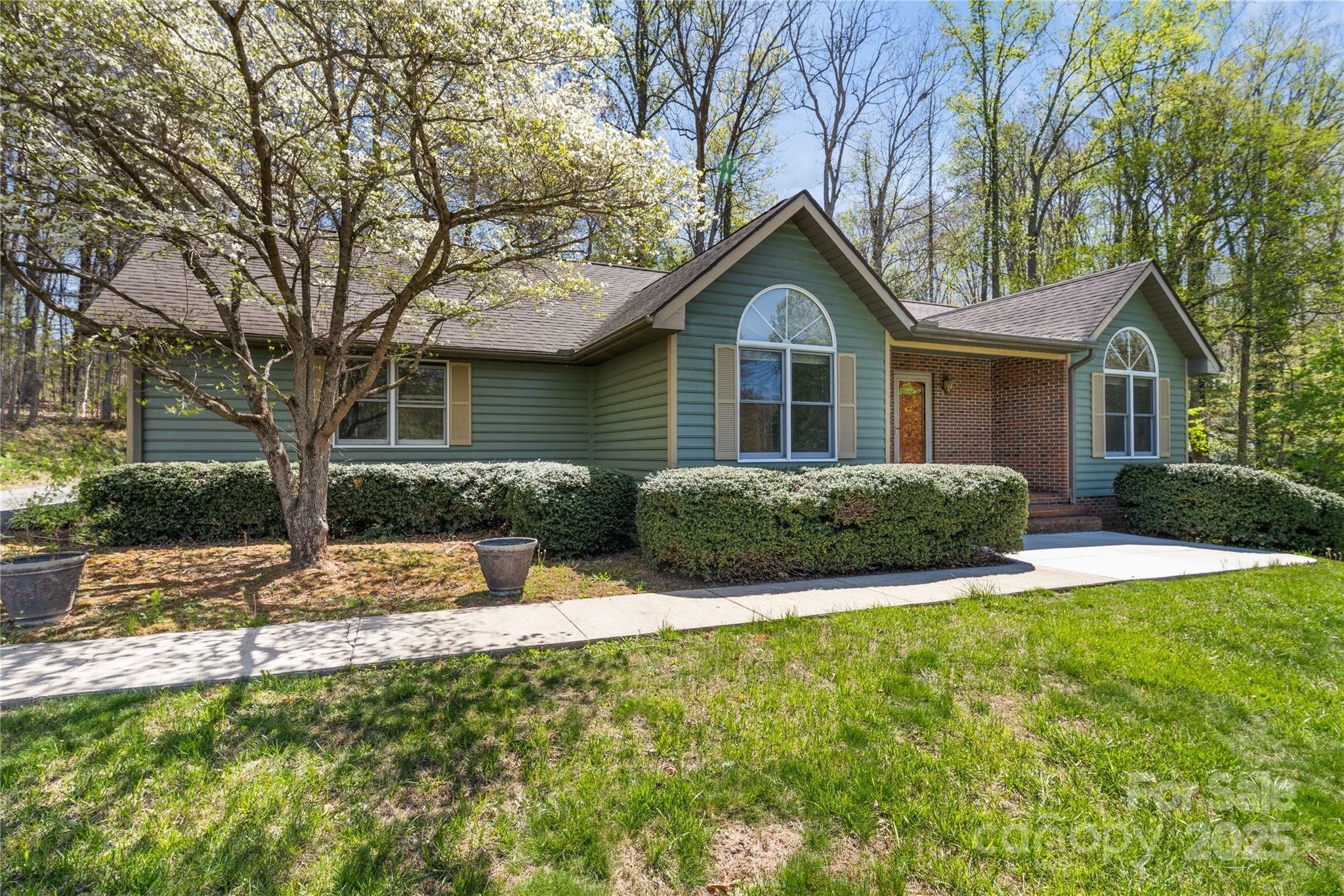 151 Canaan Drive  Candler NC 28715 photo