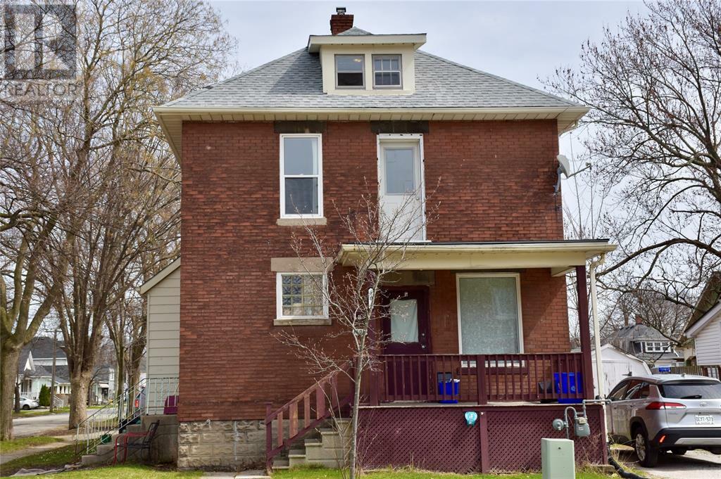 Property Photo:  104 Forsyth Street  ON N7T 3A7 