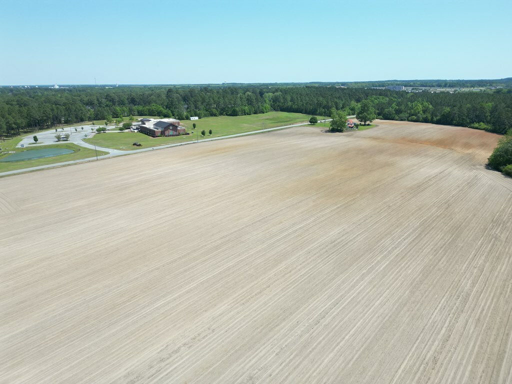 Property Photo: 2115 Royal Rd GA 31015