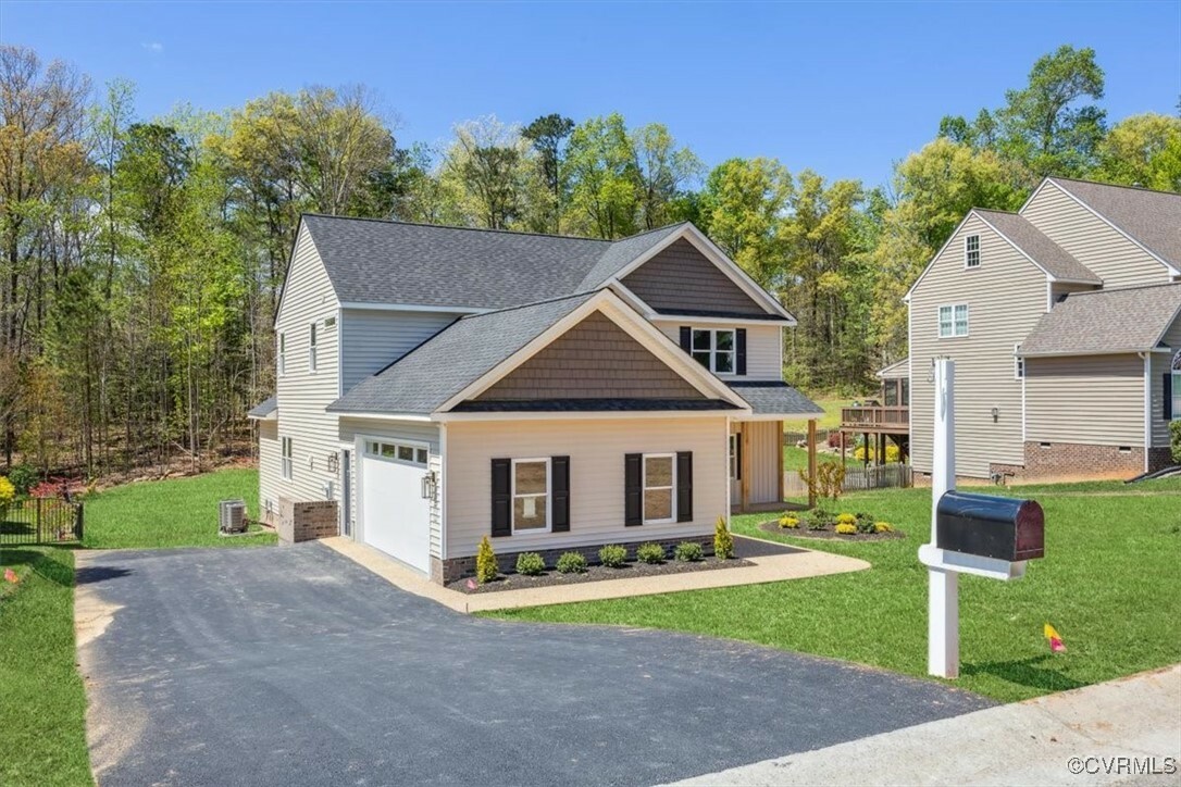 Property Photo: 9212 Bailey Oak Drive VA 23112